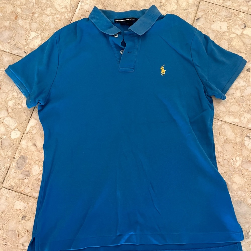 Polo collared shirt (size M)